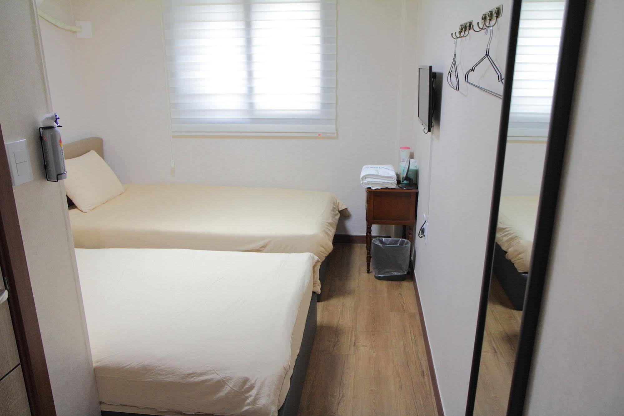 Myeongdong K Stay 2 Сеул Экстерьер фото